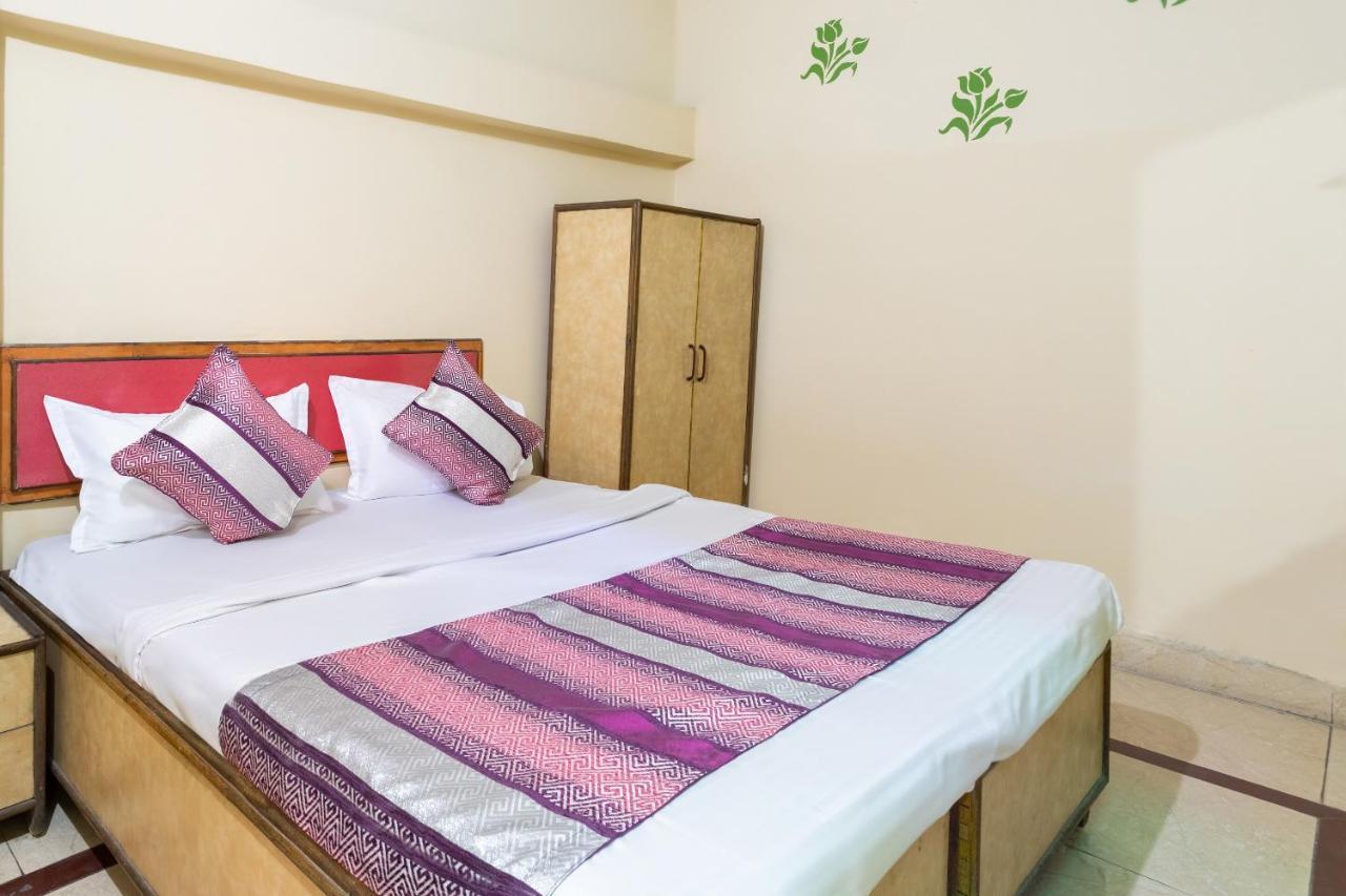Spot On Prakash Hotel